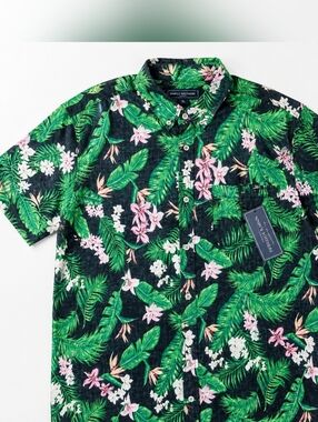 NWT Simply Southern Mens XL Hawaiian Tropical Shirt Green Floral Beach Summer